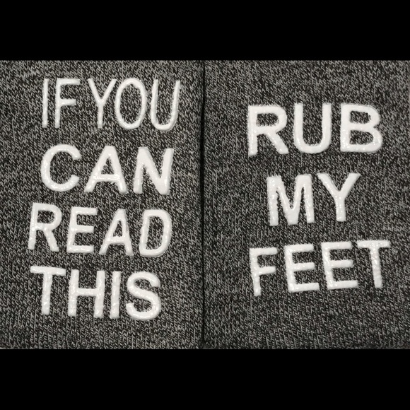 3/$30 FUNNY QUOTE SOCKS IF YOU CAN READ THIS RUB MY FEET SHOE SIZE 4-10 - Picture 2 of 6